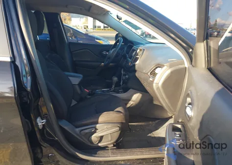 2019 Jeep Cherokee Latitude Fwd из США, поврежденный, VIN 1C4PJLCB4KD439174